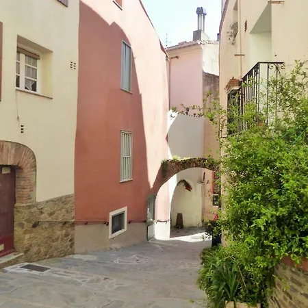 2ega41 Intra-muros Proche * Collioure
