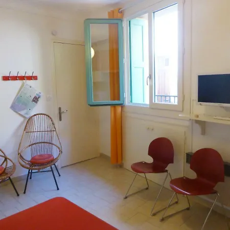 2ega41 Intra-muros Proche * Collioure
